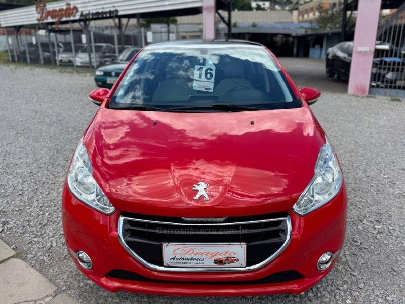 PEUGEOT - 208 - 2015/2016 - Vermelha - R$ 47.900,00