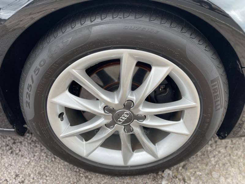 AUDI - A3 - 2013/2014 - Preta - R$ 89.900,00