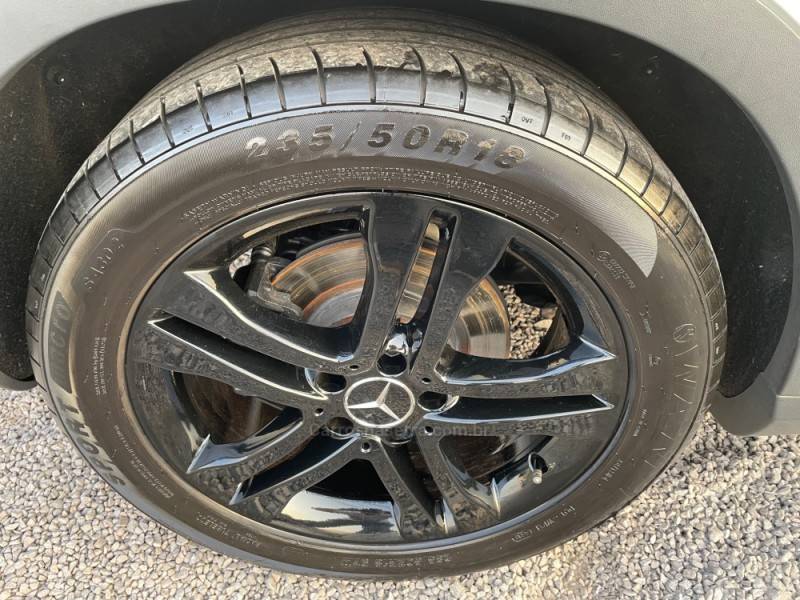 MERCEDES-BENZ - GLA 200 - 2014/2015 - Branca - R$ 119.900,00