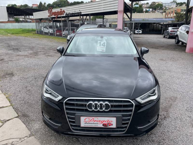 AUDI - A3 - 2013/2014 - Preta - R$ 89.900,00