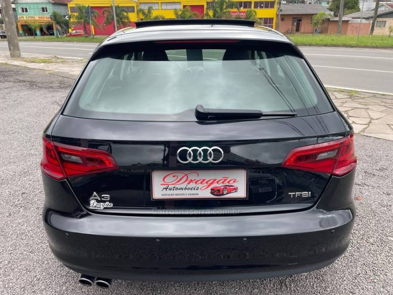 AUDI - A3 - 2013/2014 - Preta - R$ 89.900,00