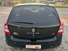 RENAULT - SANDERO - 2012/2013 - Preta - R$ 35.900,00